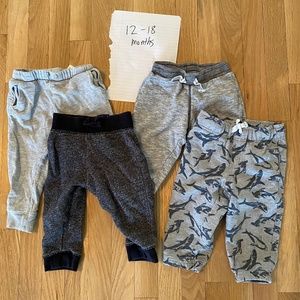 4 Pairs/Lot H&M, Gymboree, Childrens Place Joggers Marled Grey, Navy Shark Print